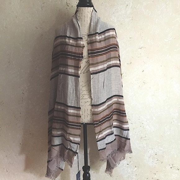 Lucky Brand Scarf/Wrap New With Tag - Picture 4 of 6